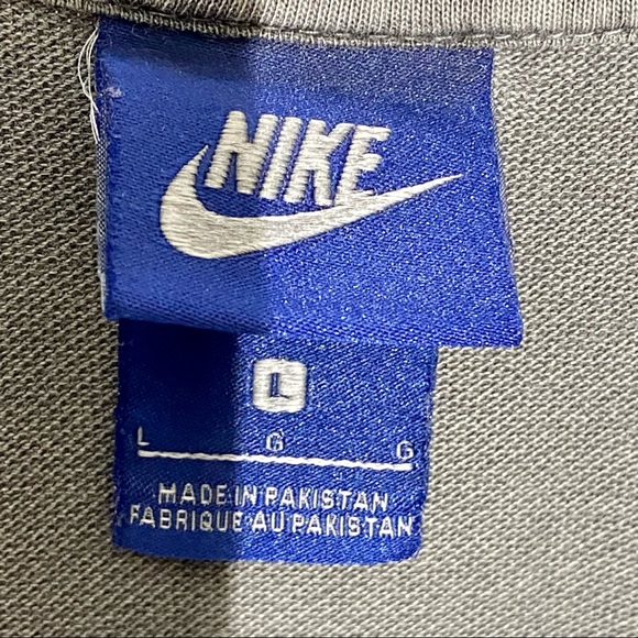 Nike Men's Screen Printed Short Logo Sleeve 2 Button Polo Shirt Heather Grey - Picture 4 of 7